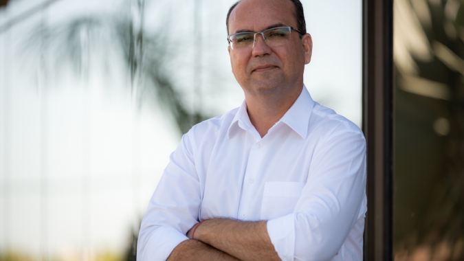 A guerra é outra, por Luciano Vacari