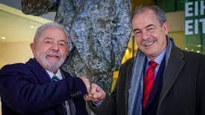 Lula confirma Aloizio Mercadante como presidente BNDES