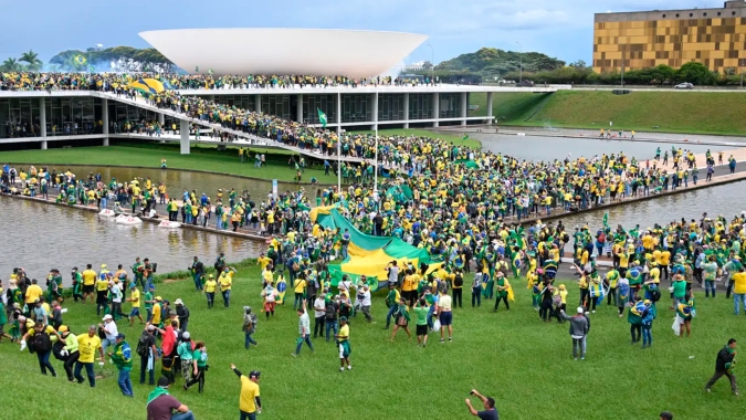 PGR determina abertura de inquérito para responsabilizar envolvidos em invasão aos prédios dos Três Poderes