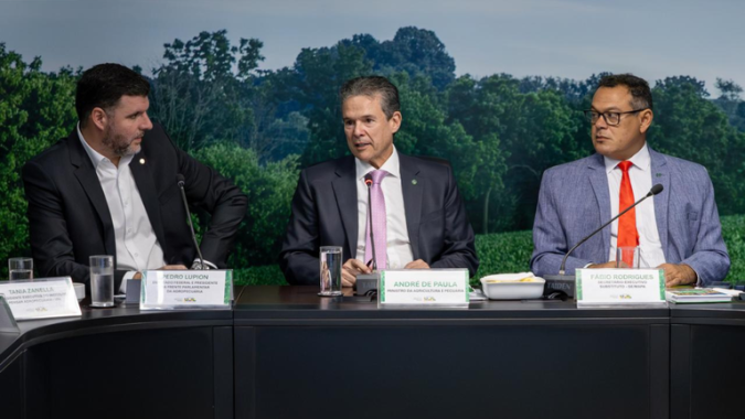 Ministro André de Paula recebe diretoria da FPA para discutir pautas estratégicas da agropecuária brasileira