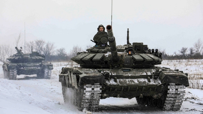Rússia diz que Alemanha intensifica conflito e despreza história ao enviar tanques para Kiev