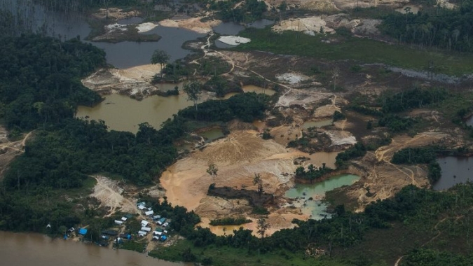 Projeto prevê punição para mineração ilegal em terras indígenas