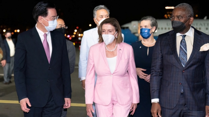 Farelo de soja e milho do Brasil ganham mais espaço na China enquanto Nancy Pelosi desembarca em Taiwan