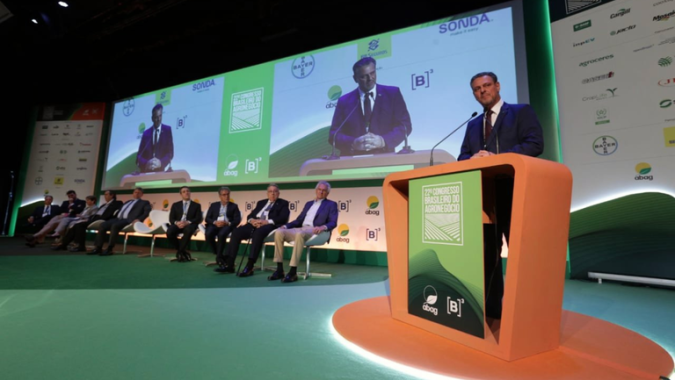 Congresso Brasileiro do Agronegócio estreia Future Flash e encerra programação com Michel Temer