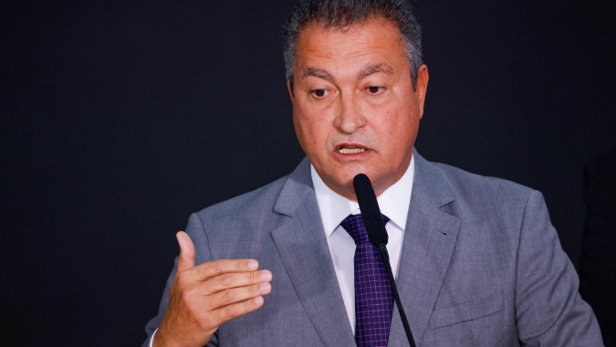 Rui Costa nega contradição entre transição energética e abertura de novas fontes de petróleo