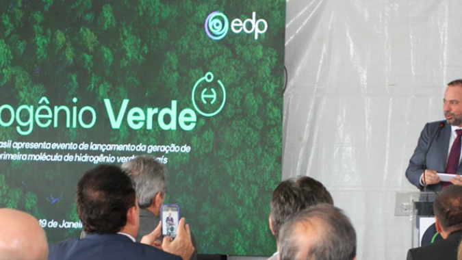 Alexandre Silveira participa de lançamento de planta de hidrogênio verde do Complexo Pecém, no Ceará, e reforça compromisso com a transição energética no país