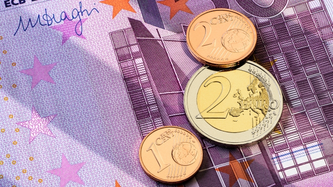 Ações europeias sobem, mas preocupações com inflação levam a queda semanal