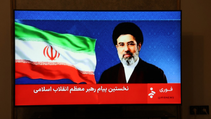 Na Jovem Pan: EUA oferecem US$ 10 mi por informações sobre Khamenei