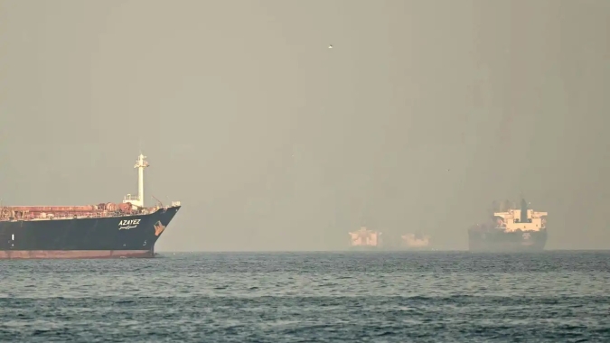 Número de navios que transitam pelo Estreito de Bab el-Mandeb atinge maior nível da semana, mostram dados