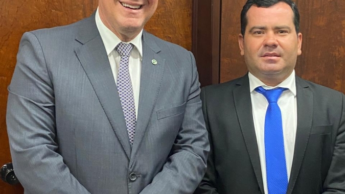 Novo presidente da Câmara Setorial do Açúcar e do Álcool é apresentado ao ministro Carlos Fávaro em Brasília