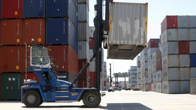 Greve nos portos da Costa Leste dos EUA se aproxima na terça-feira sem negociações agendadas