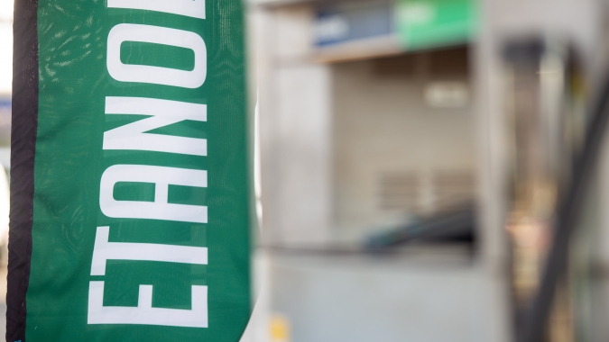 Etanol atinge maior produção da história e protege o consumidor frente à alta do petróleo