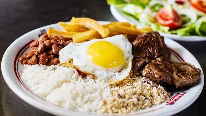 Inflação da comida em casa cai 0,2% em novembro, sexto recuo seguido