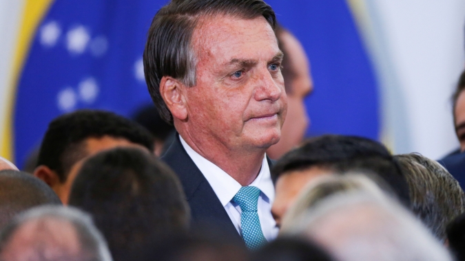 Bolsonaro anuncia alta hospitalar após obstrução intestinal