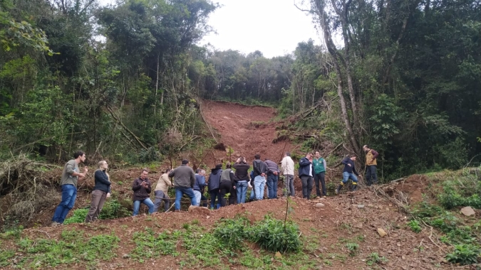 Seis meses após calamidade climática Emater/RS-Ascar trabalha em prevenção