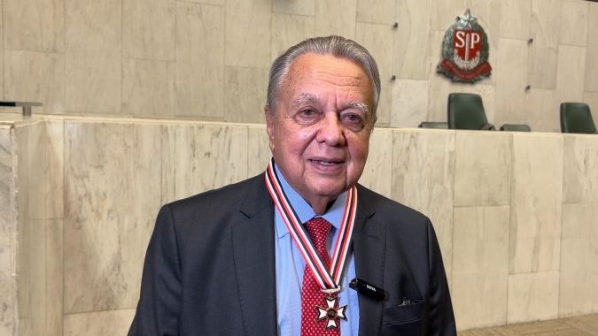Roberto Rodrigues recebe Colar de Honra ao Mérito na Assembleia Legislativa de SP
