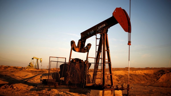 Preços do petróleo sobem mais de 1% com otimismo de demanda enquanto China reabre fronteiras