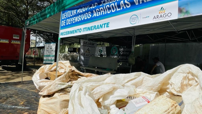 Agrodefesa e parceiros realizam ação de recolhimento de embalagens vazias de agrotóxicos em Itapuranga