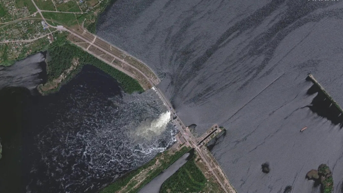 Kiev diz ter interceptado ligação mostrando que Rússia explodiu barragem de Kakhovka