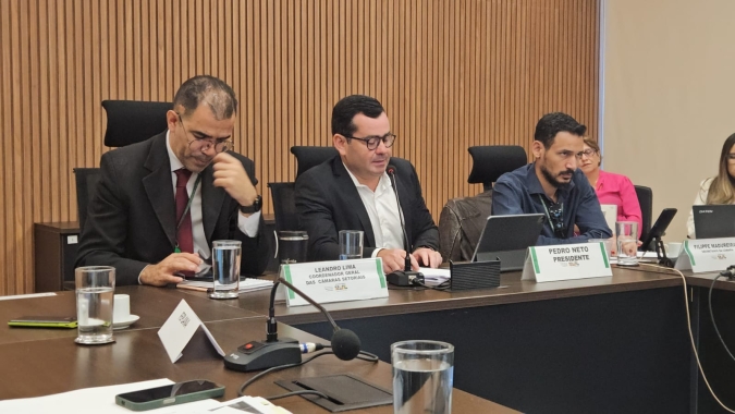 Safra de cana no Centro/Sul deve ter redução de 2% a 3% e no Nordeste  de 5% atestam representantes do setor em reunião no MAPA