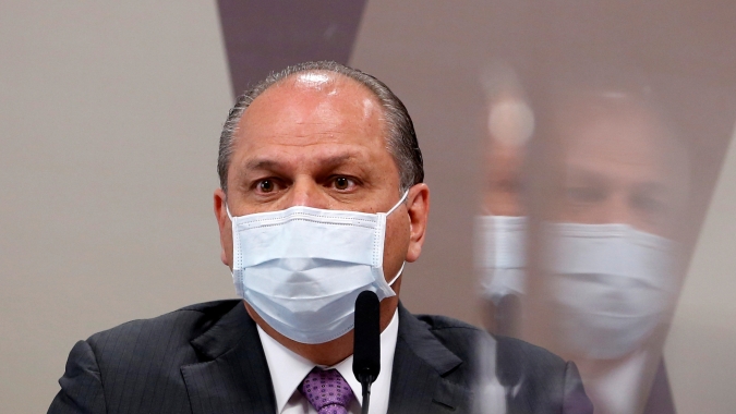 Líder do Governo procura oposição para conversar sobre transição e Orçamento
