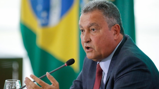 Não haverá medida excepcional para impulsionar ou reaquecer economia, diz Rui Costa