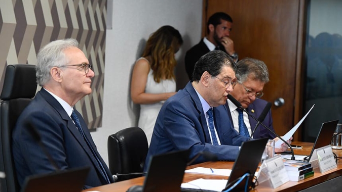 CCJ recebe relatório de Braga sobre reforma tributária com vista de 24h