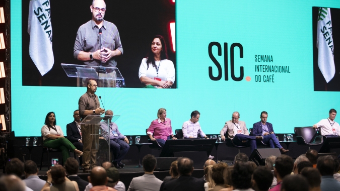 Sustentabilidade, tecnologia e tendências de consumo são destaques no primeiro dia da Semana Internacional do Café