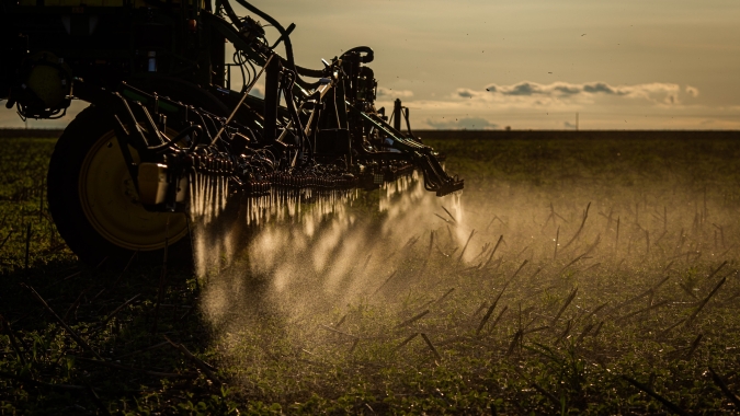 Área tratada com defensivos agrícolas cresce 5% no 1o semestre, indica pesquisa