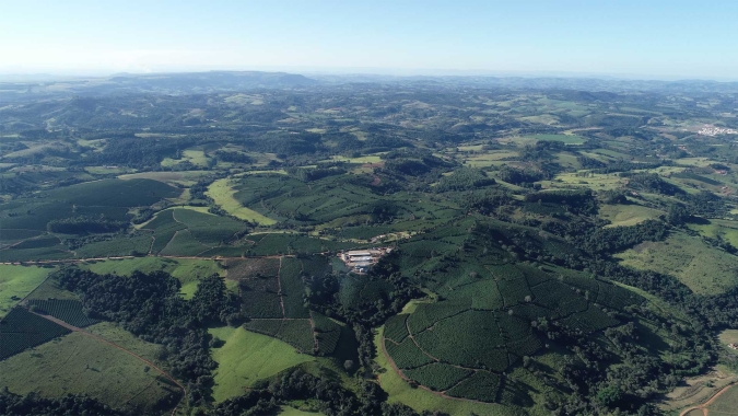 Principal área de arábica do mundo será 1ª receber "fertilizante verde" no BR: Com menor pegada de carbono, insumo visa mitigar impactos no clima e elevar produtividade e qualidade