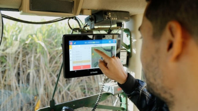 Trimble Agricultura lança novas telas com alta performance para o trabalho no campo