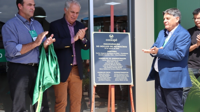 “O café é um símbolo do sucesso do agro brasileiro”, afirma Ministro da Agricultura em evento da Cooxupé