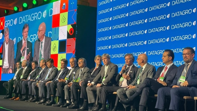 ORPLANA reivindica inclusão de produtores de cana em políticas públicas durante evento da DATAGRO