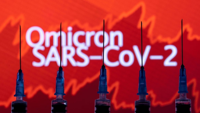 Ômicron se dissemina na Itália e deve se tornar predominante, diz agência de saúde
