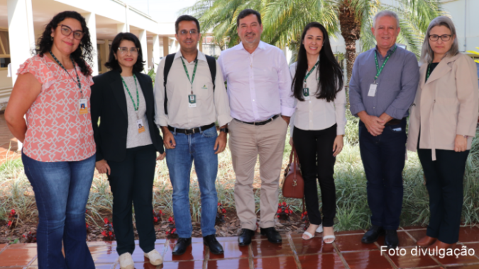 Equipes da Cooabriel participam de intercooperação na Cooxupé, em MG