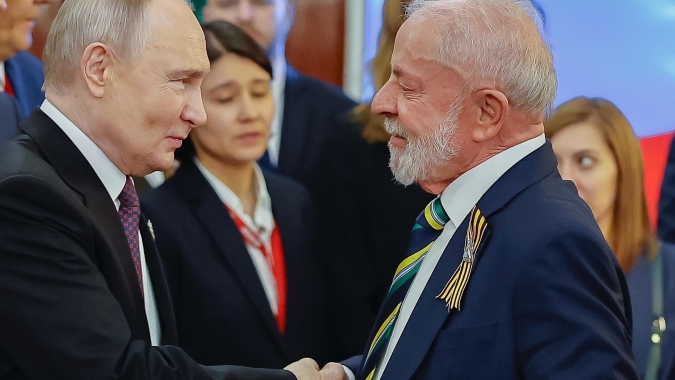 Putin e Lula apoiam soberania da Venezuela em telefonema, diz agência russa