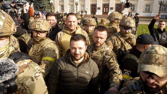 Zelenskiy pede ao G7 que forneça gás natural e armas de longo alcance à Ucrânia