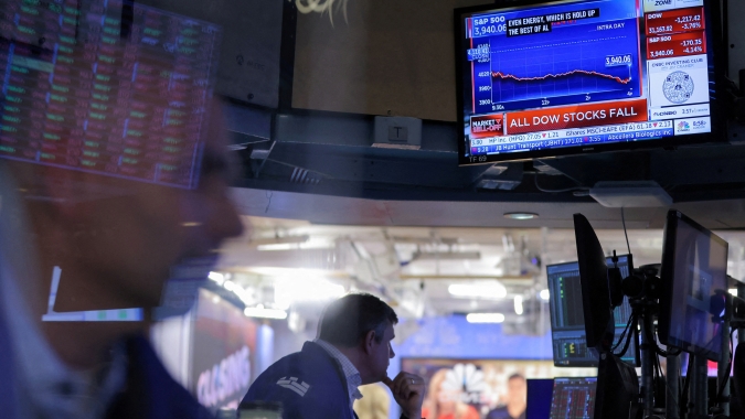 Wall Street fecha em alta com diminuição de tensões entre EUA e Irã