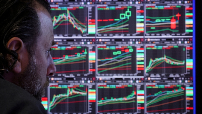 Wall Street encerra com forte queda após Fed manter as taxas inalteradas