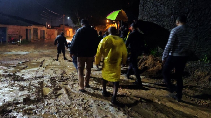 Sobem para sete os mortos no sul Bahia por causa das chuvas