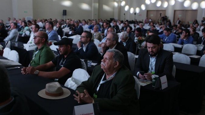 Líderes de cooperativas do agronegócio repercutem anúncios do Plano Safra durante encontro anual