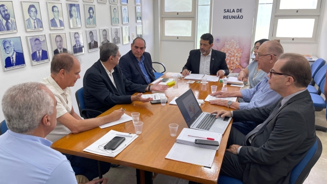 Presidente da Faepe se reúne com secretário de Desenvolvimento Agrário e lideranças canavieiras