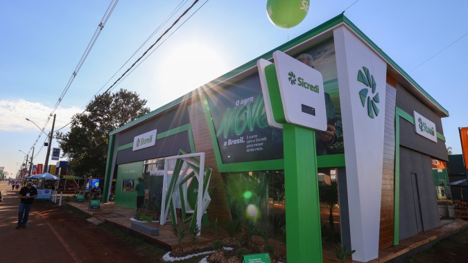 Agrishow 2024: Com aumento de 124% no volume de negócios, Sicredi reforça apoio ao agronegócio
