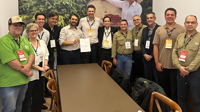 Plataforma Global do Café e Emater firmam Acordo de Cooperação para  Avanço da Cafeicultura Regenerativa