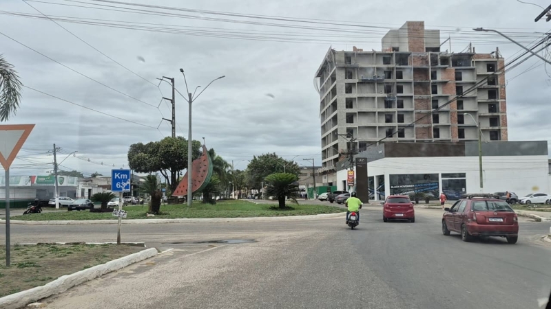 Rotatoria melancia Teixeira de Freitas